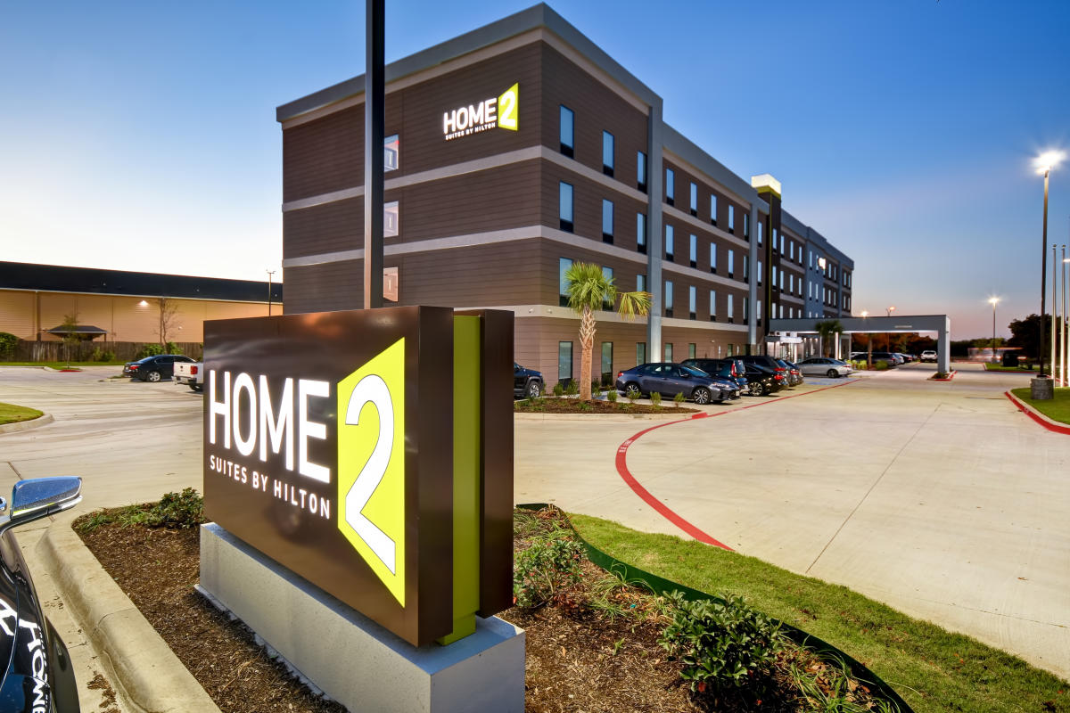Home2 Suites by Hilton Fort Worth Cultural District