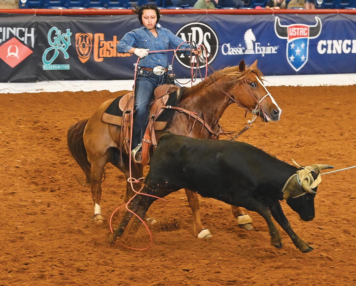 2024 Cinch Ladies Champion Header, Kyra Hendren